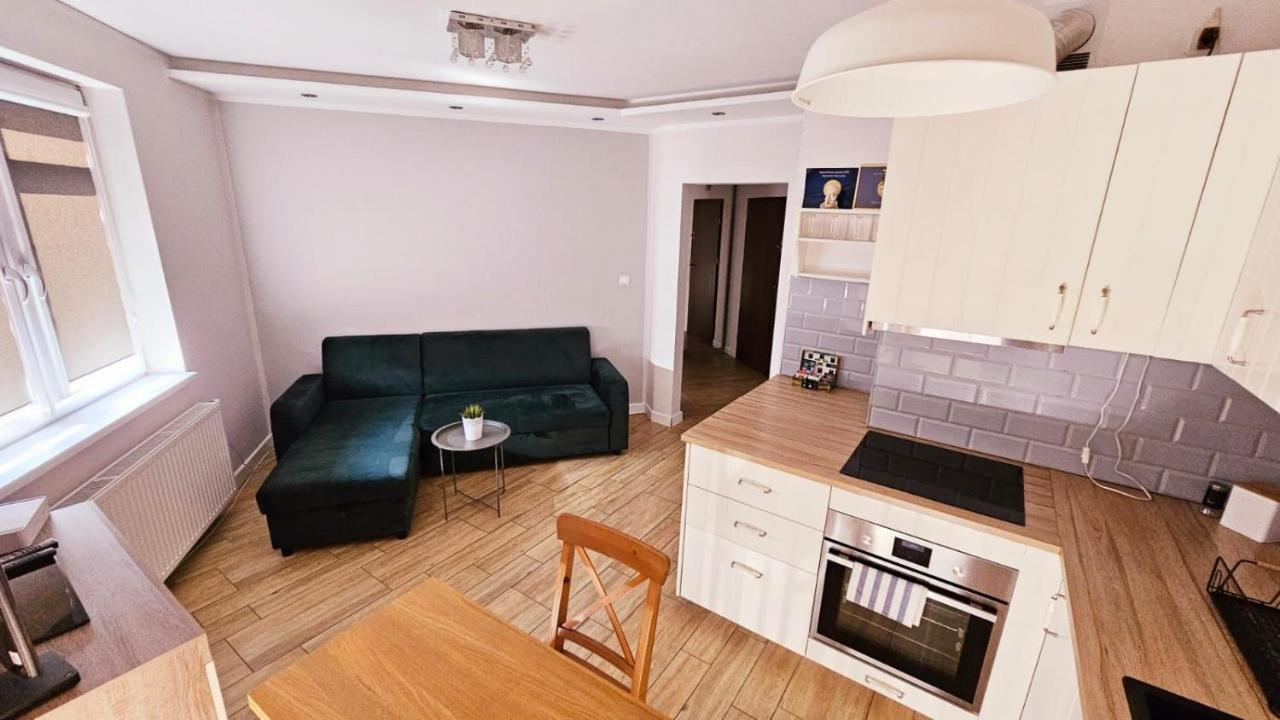 Apartament Mlynarska Pila Exterior photo