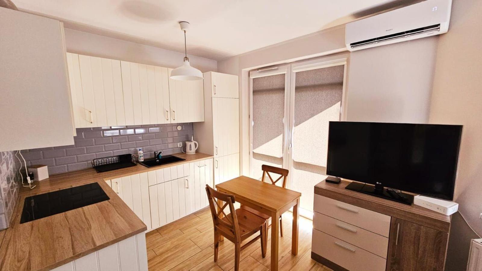 Apartament Mlynarska Pila Exterior photo